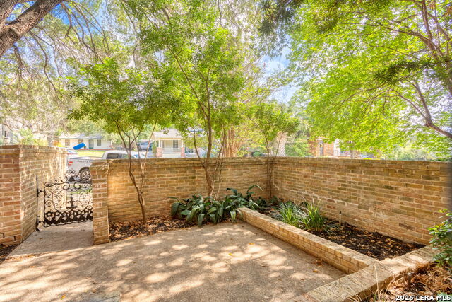 205 Chichester Property Photo 6