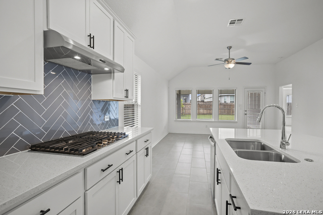 4964 Park Mnr Property Photo 8