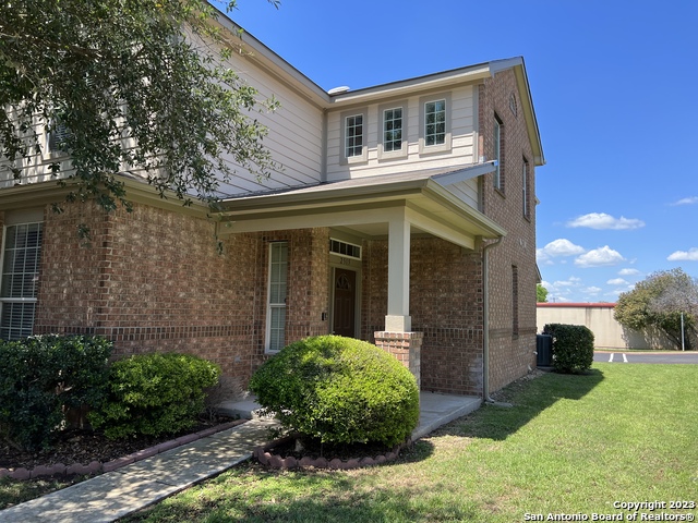 2515 Grayson Way Property Photo 3
