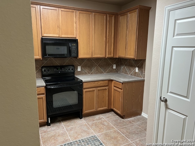 2515 Grayson Way Property Photo 9