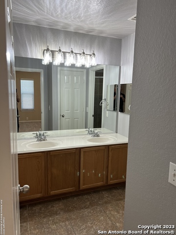 2515 Grayson Way Property Photo 32