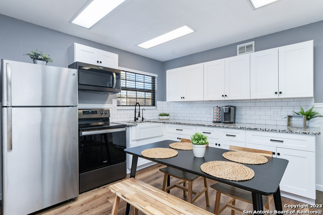 2023 Lockhill Selma Rd Property Photo 14