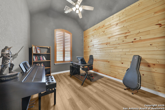 12424 Upton Park Property Photo 13