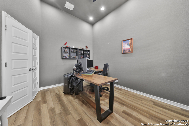 12424 Upton Park Property Photo 18