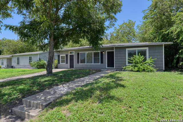 415 Byrnes Dr Property Photo 1