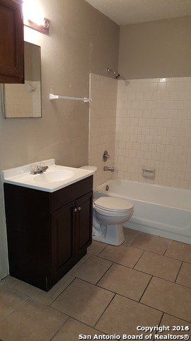 11231 Belair Dr Property Photo 4
