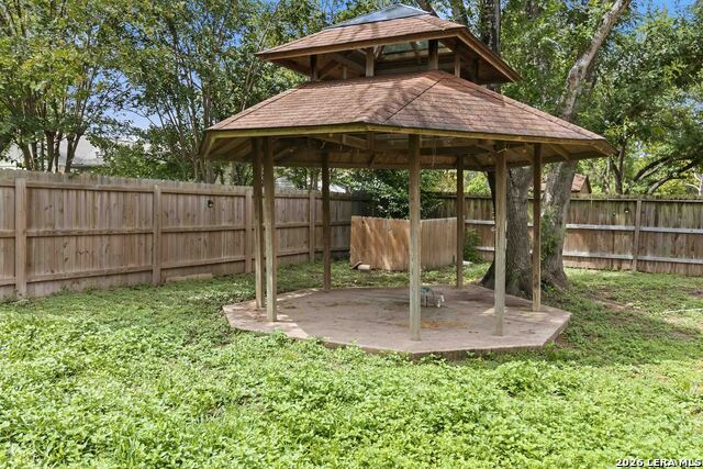 1718 Forest Spring Property Photo 31