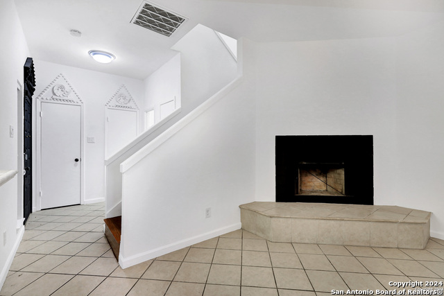829 W Bitters Rd Property Photo 15