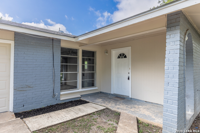 2306 Fairhill St Property Photo 3