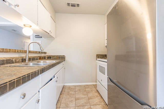 2306 Fairhill St Property Photo 13