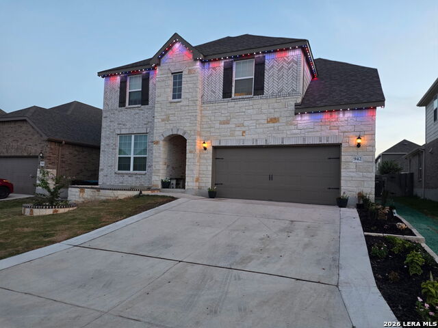 942 Blue Violet Property Photo 2