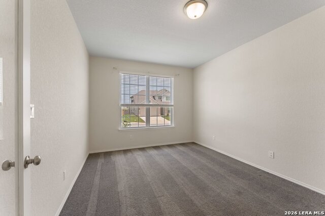 942 Blue Violet Property Photo 5