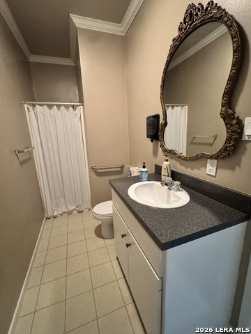 256 W Court Property Photo 21