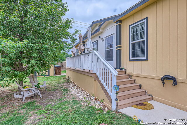 414 Bucks Circle Property Photo 4