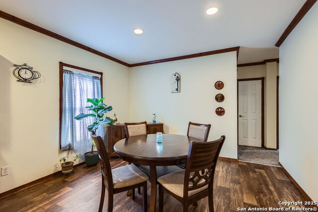 414 Bucks Circle Property Photo 6