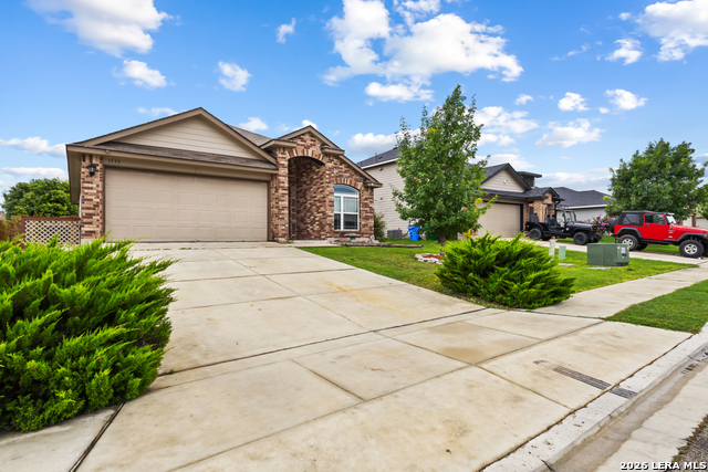 1533 Redbridge Dr Property Photo 2
