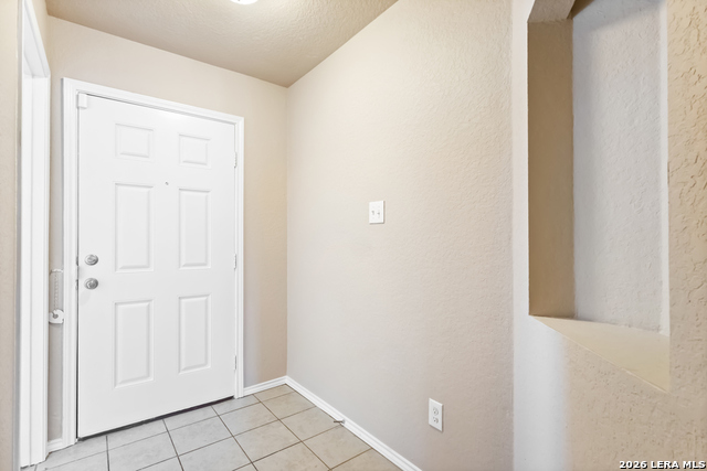 1533 Redbridge Dr Property Photo 4