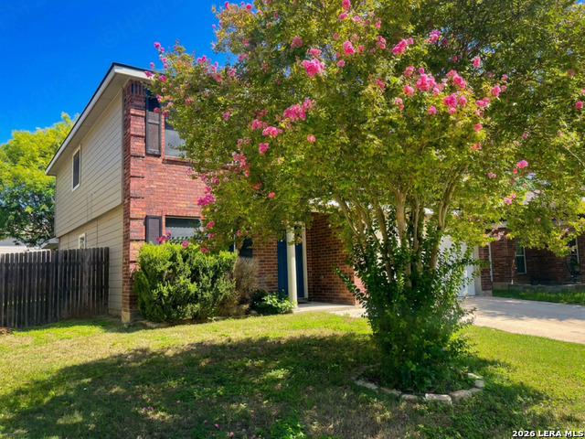 9023 Pinseeker Property Photo 3