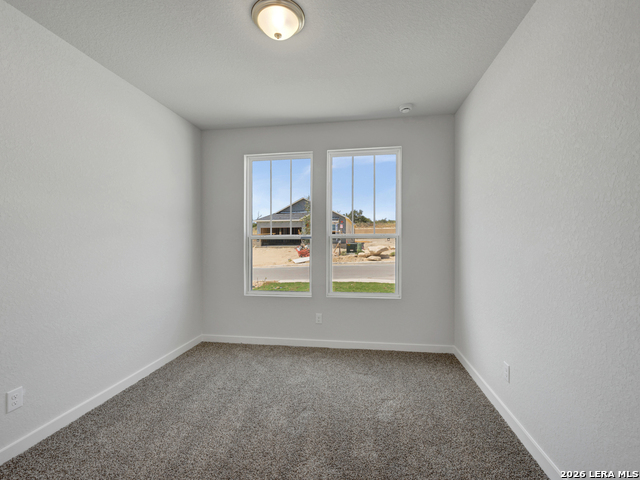 171 Scott Square Property Photo 14
