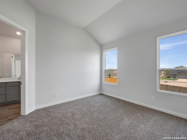 171 Scott Square Property Photo 25