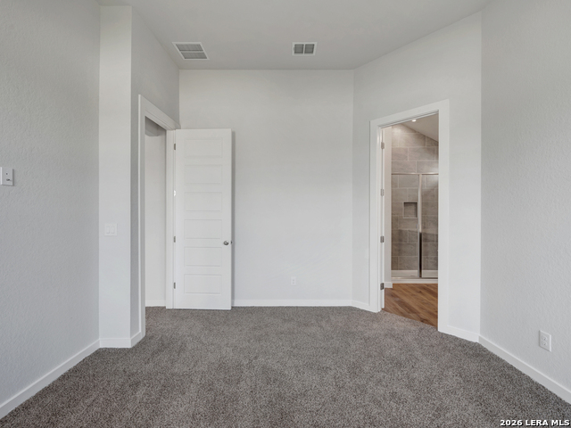 171 Scott Square Property Photo 28