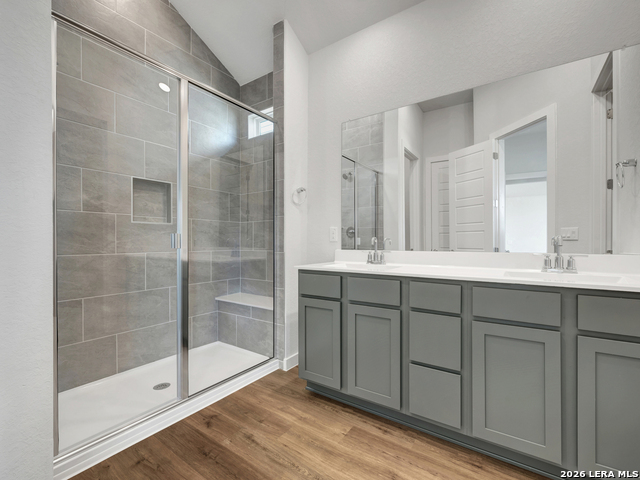 171 Scott Square Property Photo 29