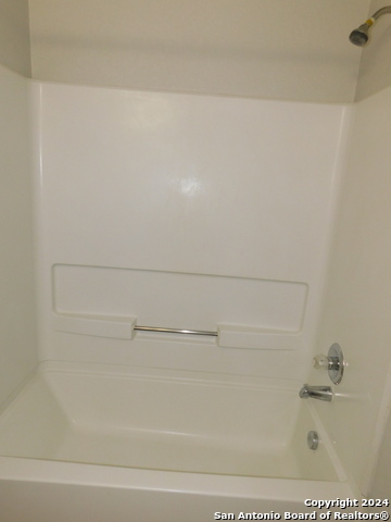 8014 Braes Run Property Photo 16