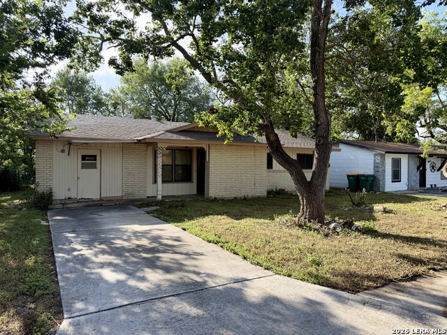 218 Brenda Dr Property Photo 1