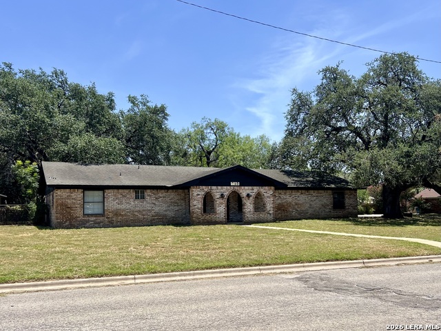 215 Lantana Ln Property Photo 1