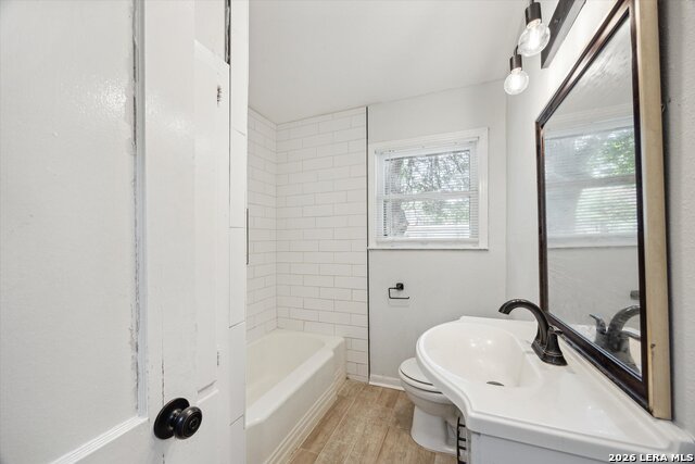 367 Babcock Property Photo 7