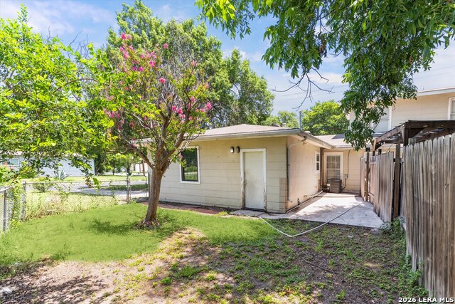 367 Babcock Property Photo 10