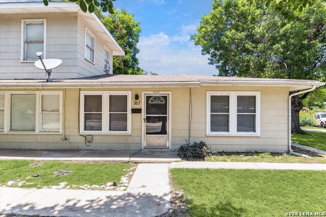 367 Babcock Property Photo 11