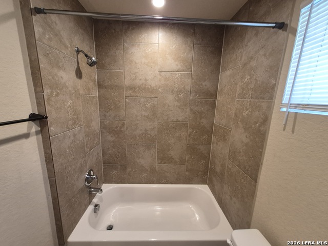 6850 Lakeview Dr. Property Photo 24