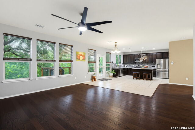 12011 Faithcrest Property Photo 9