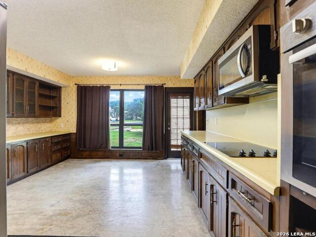 3002 Nantucket Dr Property Photo 6