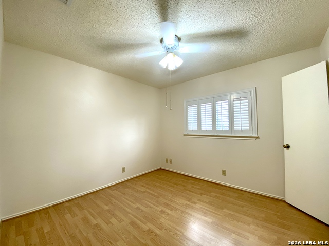 10038 Silverbrook Pl Property Photo 8