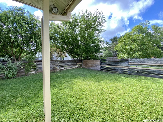 10038 Silverbrook Pl Property Photo 14