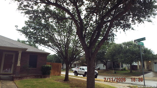 105 Wistoria Property Photo 3