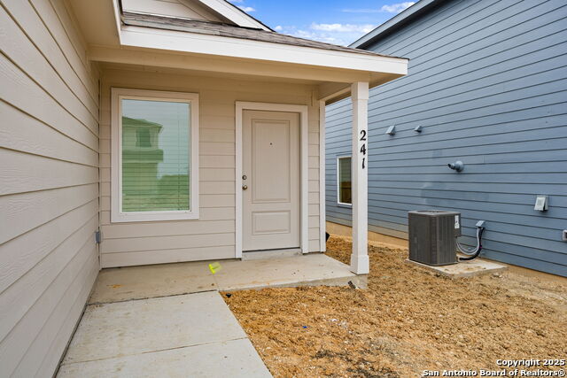 241 Tahoe Ave Property Photo 2