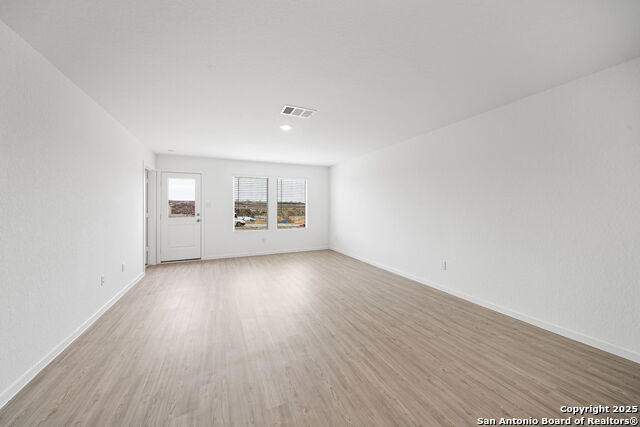 241 Tahoe Ave Property Photo 4