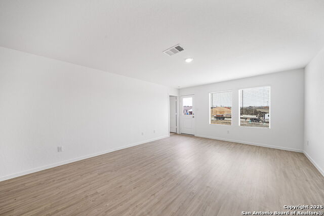 241 Tahoe Ave Property Photo 8