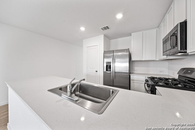241 Tahoe Ave Property Photo 9