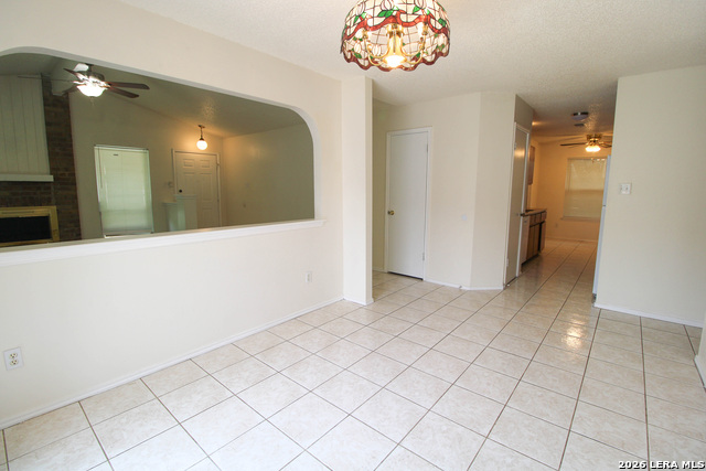 6214 Ridge Glade St Property Photo 5