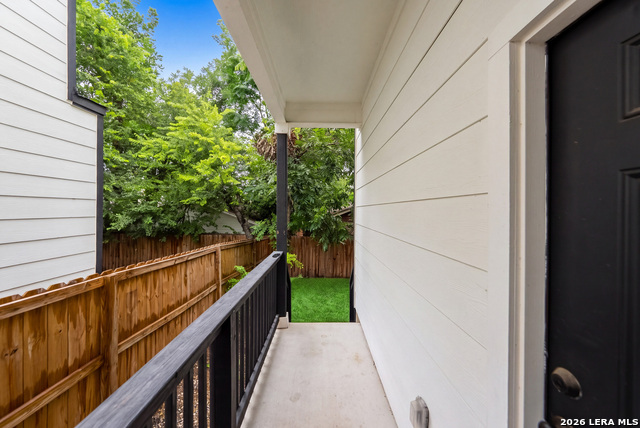 1727 E Crockett St Property Photo 34