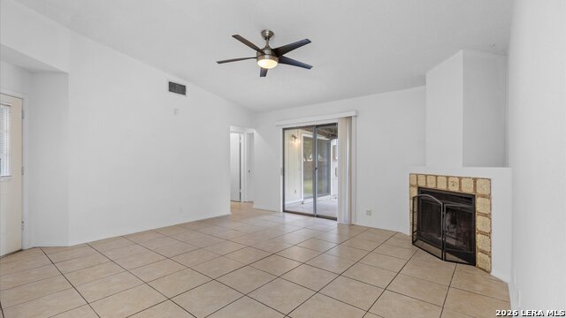 2823 Ash Field Dr Property Photo 6