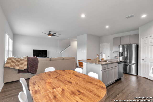 610 Pleasanton Way Property Photo 12