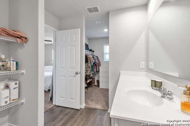 610 Pleasanton Way Property Photo 23