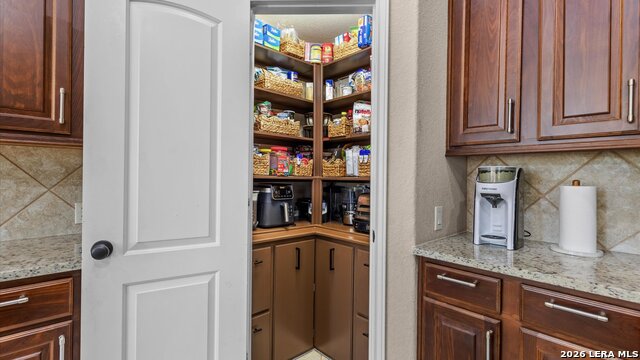 2152 Pioneer Pass Property Photo 9