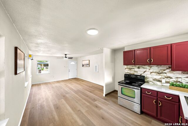 10 Linden Ave Property Photo 8