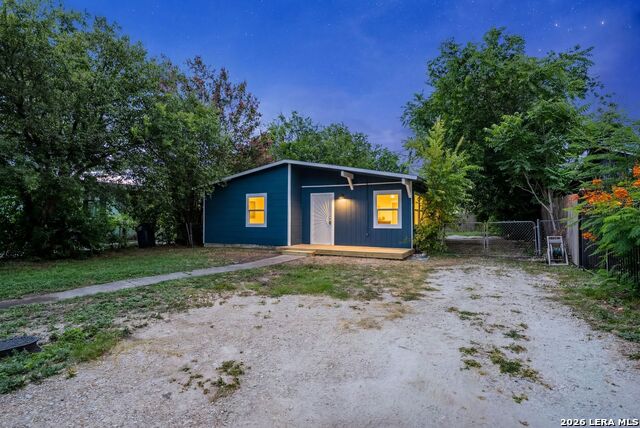 10 Linden Ave Property Photo 22